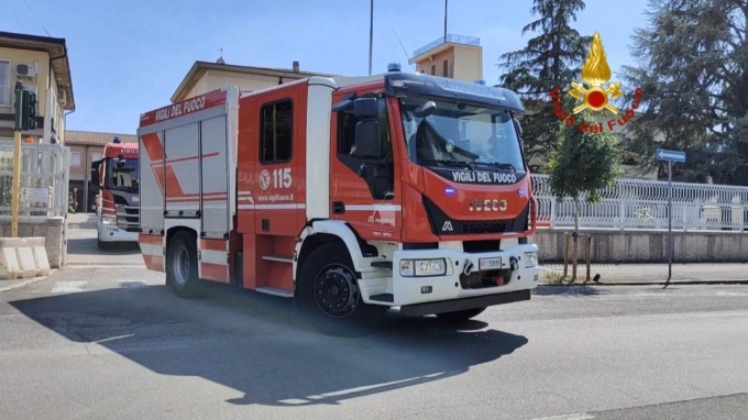 Incendio nel bosco a San Dorligo della Valle: in missione anche i pompieri di Verona