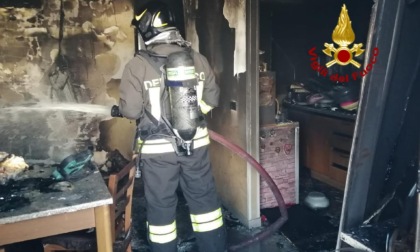 San Giovanni Lupatoto, incendio in un appartamento: 3 persone salvate dai pompieri