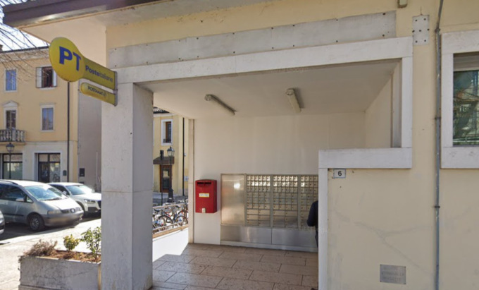 A Verona città chiudono per sempre cinque uffici postali (ma, dove ci sono, restano i Postamat)