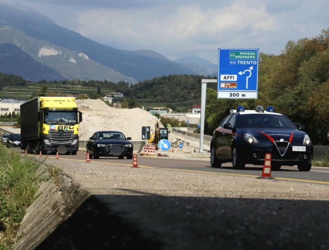 Carabinieri arrestano corrieri di droga, loro spiegano: “Siamo in difficoltà economiche”