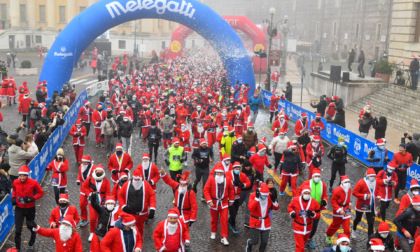 Torna la Melegatti Christmas Run Verona: il 18 dicembre i Babbo Natale sfilano in piazza Bra