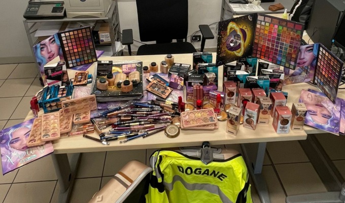 Aeroporto Catullo, sequestrati circa 16 chili di prodotti cosmetici non conformi