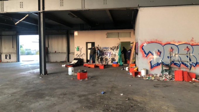 Blitz della Polizia Locale al Porto San Pancrazio, fermati due stranieri