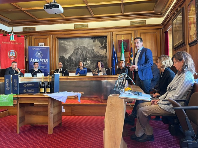 Fare del bene con la cultura del vino con Alba Vitæ, iniziativa benefica AIS Veneto