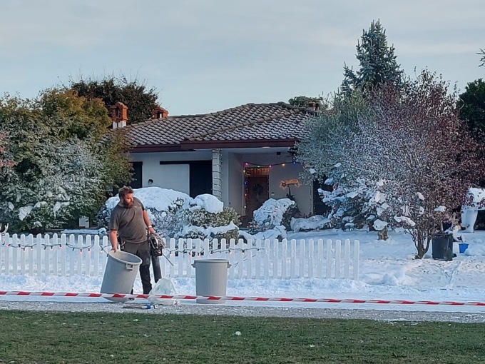 Neve artificiale e luminarie, al via le riprese del nuovo spot della Bauli