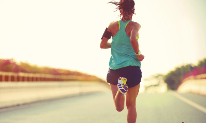 Verona corre: domenica l’appuntamento per i runner ma anche per appassionati e famiglie (occhio ai divieti)