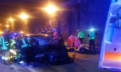 Violento frontale tra tre auto a Verona: sette feriti, quattro sono molto gravi