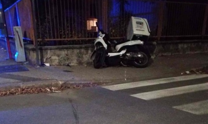 Cade dal motorino ma le ferite sono molto gravi: rider 32enne veronese ricoverato a Borgo Trento