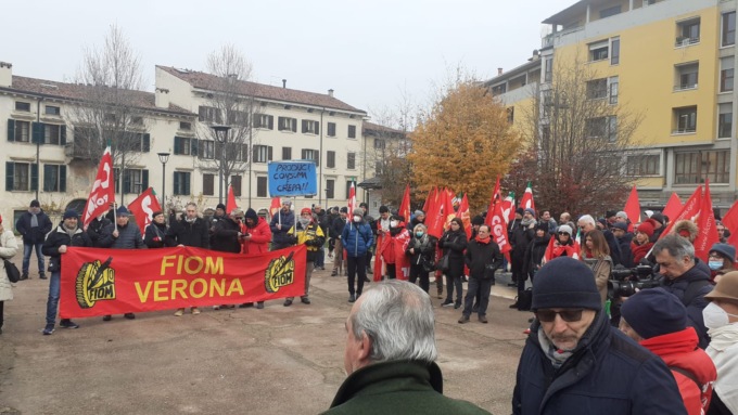 Licenziamento collettivo a Mondial Forni: sindacati sulle barricate