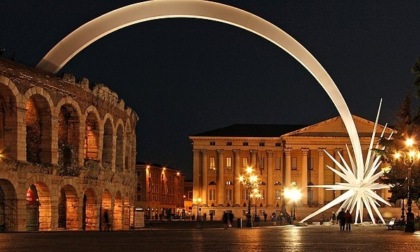 Natale 2023 a Verona, niente stella cometa in piazza Bra: "Valutiamo soluzione artistica alternativa"