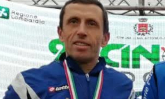 La storia di Don Franco Torresani: il “prete volante” che non si è mai ritirato dalla corsa