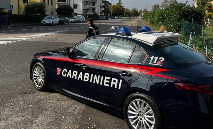 Più che ladro è una “bestia”: marocchino 33enne sorpreso a rubare in un’auto massacra il proprietario della vettura