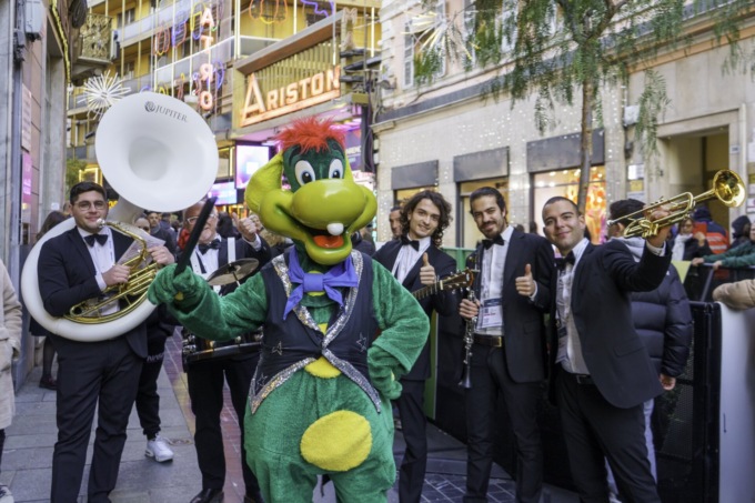 Prezzemolo show a Sanremo: la mascotte di Gardaland conquista l’Ariston