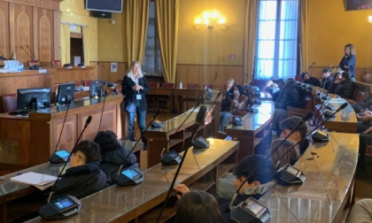 Dai banchi di scuola alle sedie del "Parlamentino": studenti protagonisti di un Consiglio comunale "speciale"