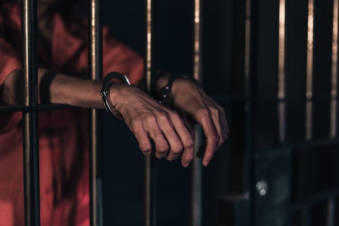 Detenuto “modello” ha un permesso premio: quando torna in carcere è “farcito” di droga