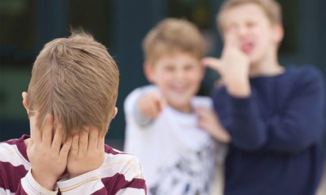 12enne falciato da un furgone ora è disabile e vittima di bullismo a scuola
