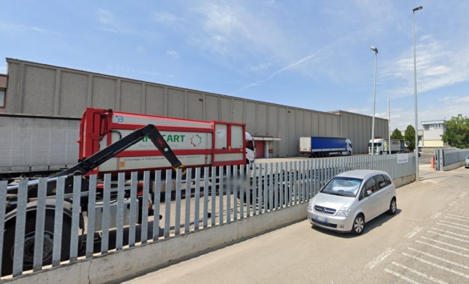 Tragedia sul lavoro a Villafranca: 49enne morto schiacciato da un macchinario