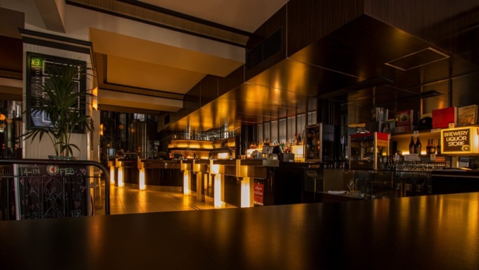 Come aprire un lounge bar in Italia, le dritte “evergreen”