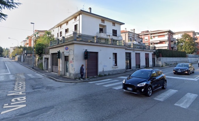 La causa del traffico in via Cipolla? Un cantiere stradale… abusivo