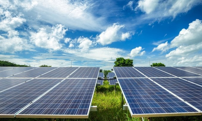 Usa e Ue, è partita la sfida sugli investimenti in energie rinnovabili, Istituto Elvetico di Garanzia spiega gli approcci dei due mercati