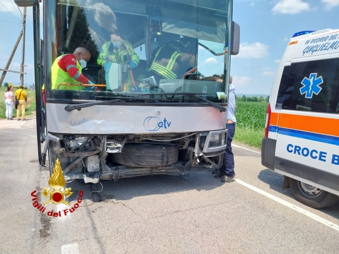 Frontale a Cologna: i due morti erano marito e moglie