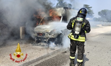 Due veicoli in fiamme a Zevio e Isola della Scala: il video degli interventi dei Vigili del fuoco