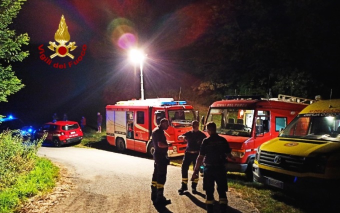 Si ferma nella zona in cui è andato a funghi con la moglie e scompare nel nulla: ricerche in corso a Sant’Anna d’Alfaedo