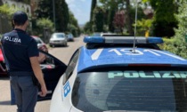 Tentano un furto in un'abitazione, uno dei ladri viene fermato e aggredisce un poliziotto