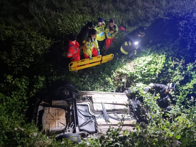 Esce con l’auto per andare al raduno di ex Alpini ma scompare: aveva fatto un incidente ed era rimasto bloccato