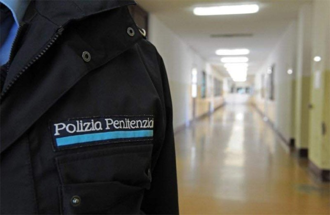 Trovato un cellulare nascosto in una cella del carcere di Verona