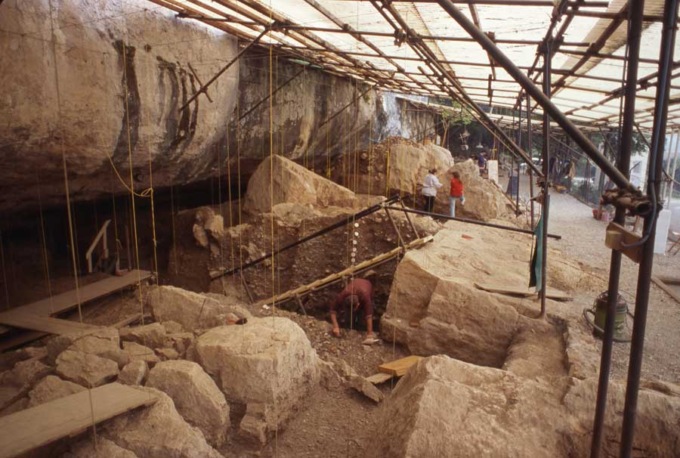 Come si viveva in provincia di Verona 17mila anni fa: il sito archeologico di Stallavena si racconta in una spettacolare diretta