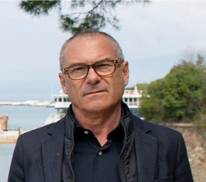 Tragico incidente in scooter a Peschiera: morto il pediatra Gianni Tamassia