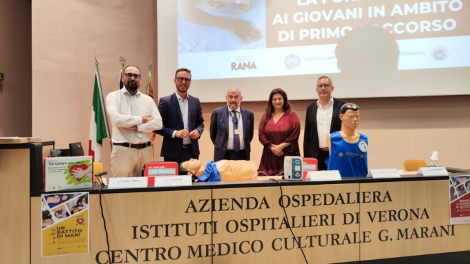 Primo soccorso nelle scuole: Verona prima città in Italia per la formazione dei giovani