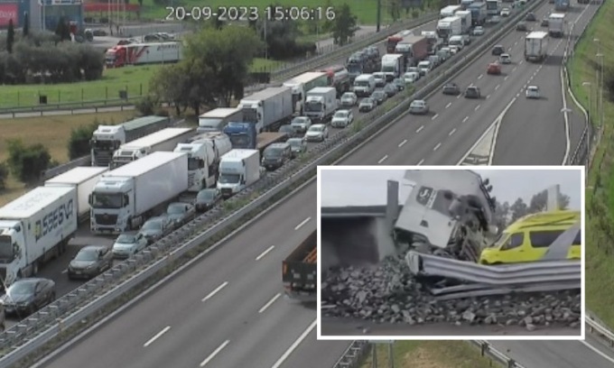 Il camion “salta” sul guardrail, tragedia sfiorata: odissea per gli automobilisti diretti a Verona