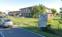 Violento incidente tra due auto ad Albaredo d'Adige, due feriti in gravi condizioni