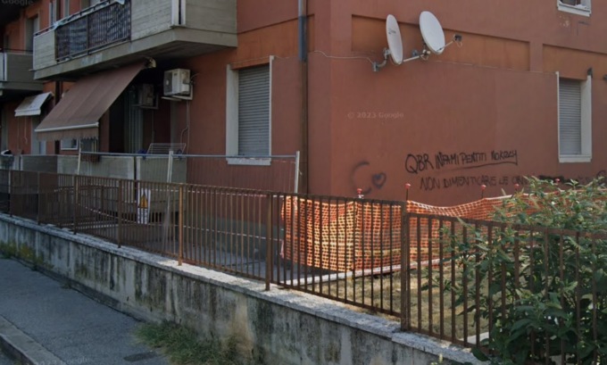 Denuncia la baby gang e lo rapiscono: torturato con bastonate e aghi sotto le unghie