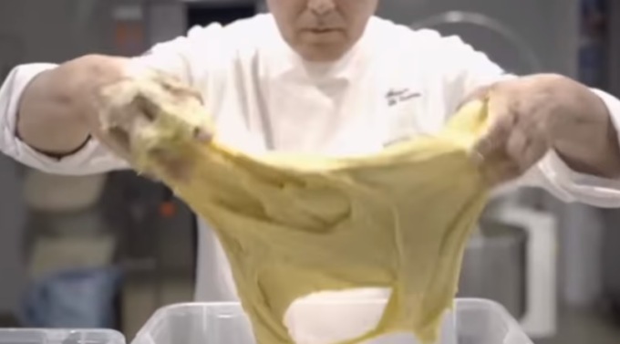 Tutto pronto per la prima edizione del campionato mondiale del panettone a squadre a Verona
