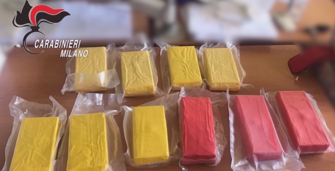 Traffico internazionale di droga, sfruttamento della prostituzione e rapine, 24 arresti