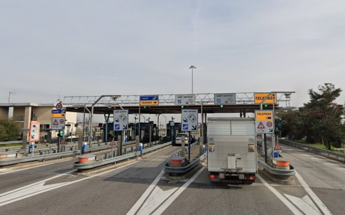 L’autostrada A4 chiude (per una notte) in entrambe le direzioni tra Sommacampagna e Peschiera