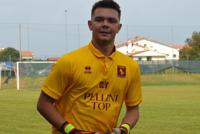 Portiere del San Zeno perde una gamba dopo un incidente, tre giorni dopo l’amputazione è già pronto a sostenere la sua squadra