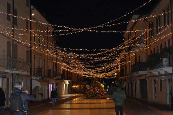 2023-Natale_centro storico Bardolino