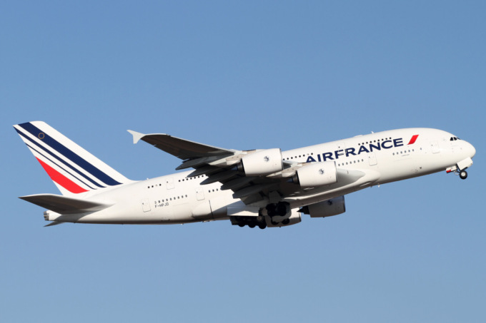 Un filo rosso tra l’Arena e la Tour Eiffel, dal 2024 Air France torna con il volo diretto Parigi-Verona