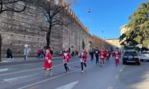 Verona si è tinta di rosso, le immagini più belle della Christmas Run