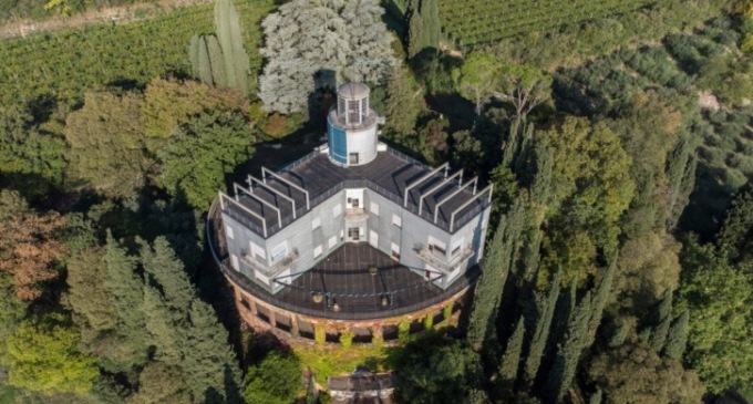 Villa Girasole, la futurista “casa rotante”, potrebbe diventare un museo (parola di Ministro)