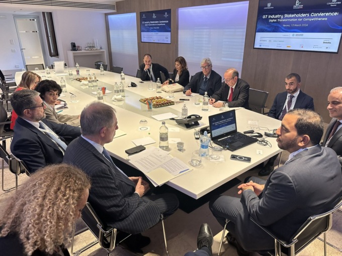 Urso incontra Al Suwaidi, sottosegretario per l'industria e le tecnologie degli Emirati Arabi Uniti