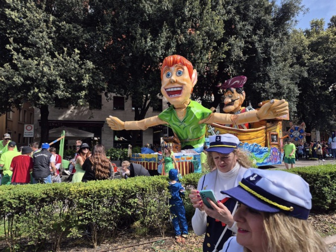 Carnevale a fine aprile? A Verona si può! Tutte le immagini del Venerdì Gnocolar (recuperato dopo il rinvio di febbraio)