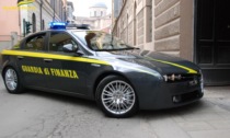 Attività intestate a prestanome ed estorsione: arrestato un imprenditore, perquisizioni anche a Verona