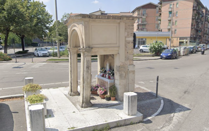 Decapitata la statua della Madonna di Ponte Crencano
