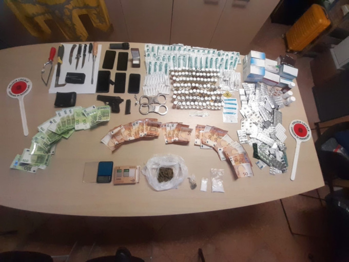 Era ricercato in Germania per omicidio e furto, beccato a Bardolino con l’auto piena di droga