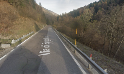 Si schianta contro un'auto in Val di Sole, ferito un motociclista veronese di 26 anni